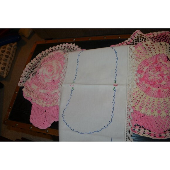 Vintage Doily Pink Cottage Rose Crochet Shabby Chic Collection of Five - Picture 4 of 5
